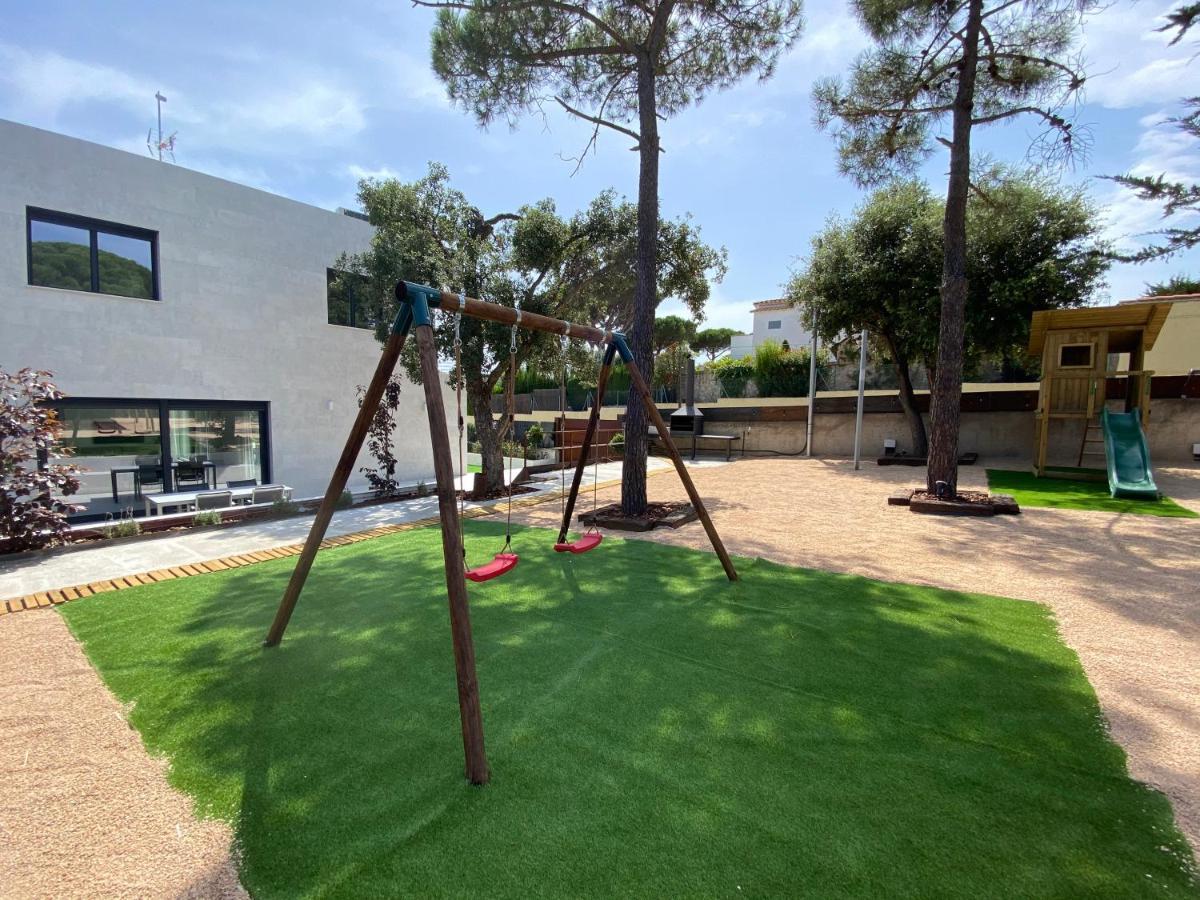 Naramia Sagaro Villa With Poolgarden10 Pax S'Agaro Buitenkant foto