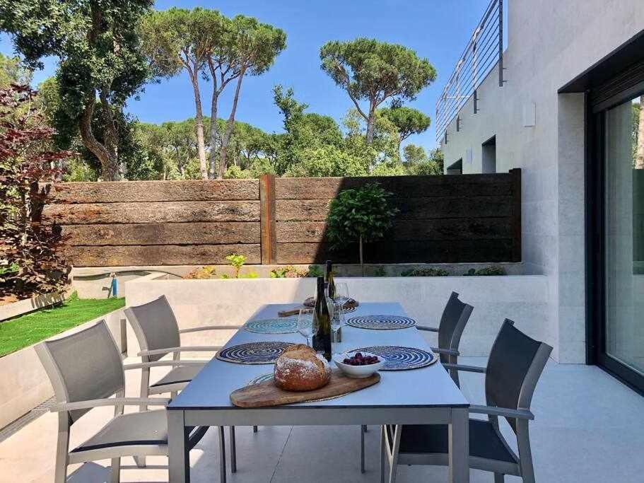 Naramia Sagaro Villa With Poolgarden10 Pax S'Agaro Buitenkant foto