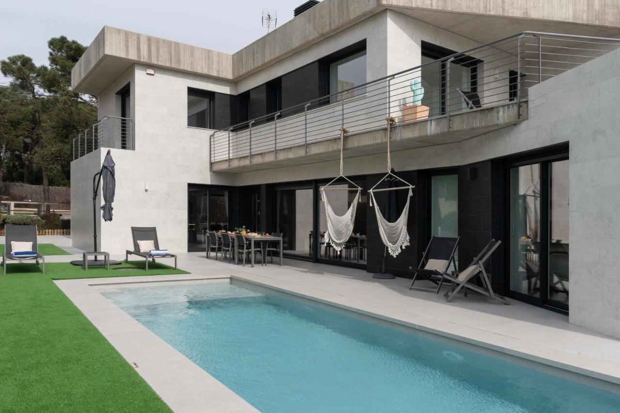 Naramia Sagaro Villa With Poolgarden10 Pax S'Agaro Buitenkant foto